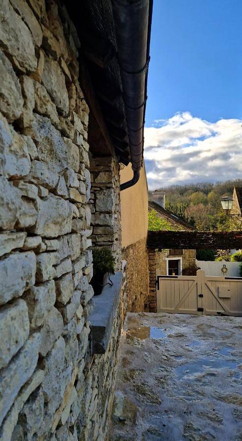 Location de vacances pour 2 personnes, avec terrasse et jardin à Vienne-en-Arthies - 3