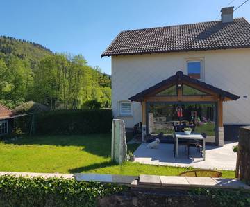 Gîte pour 6 personnes, avec jardin et terrasse, animaux acceptés dans les Vosges