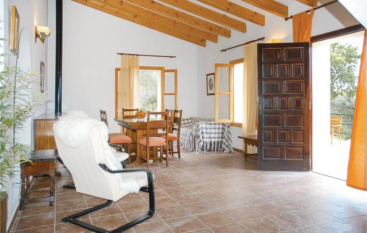 Casa rural para 6 personas, con Terraza además de Jardín y Piscina en las Islas Baleares - 3