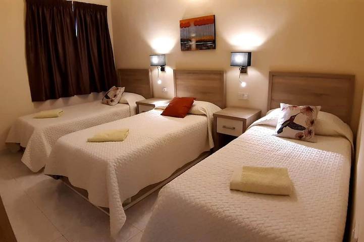 Location de vacances pour 5 personnes, avec bassin pour enfant ainsi que piscine et jardin dans Mellieha - 4