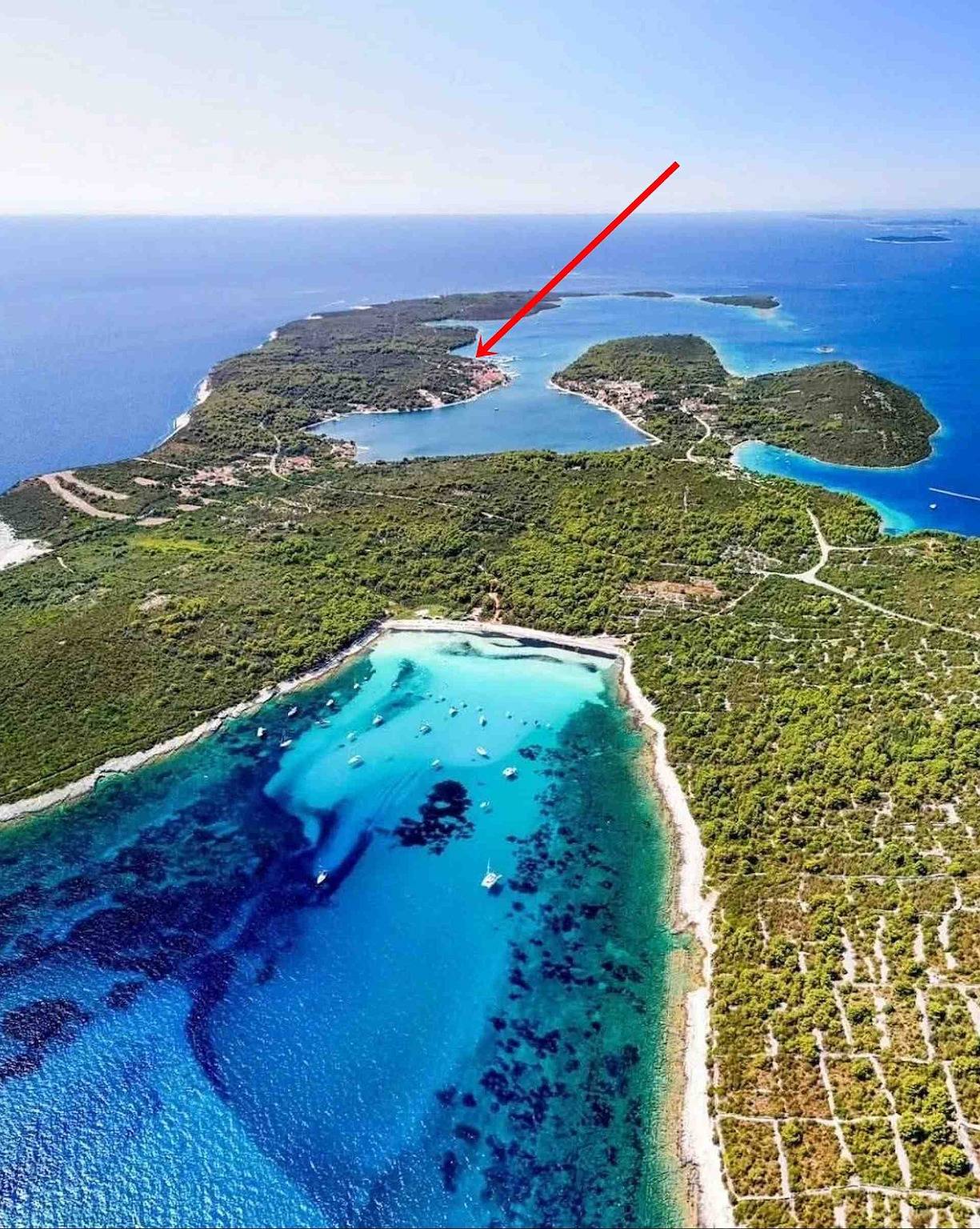 Ferienhaus in Veli Rat mit Meerblick, Terrasse, Klimaanlage und Wlan (3559-1) in Veli Rat, Dugi Otok