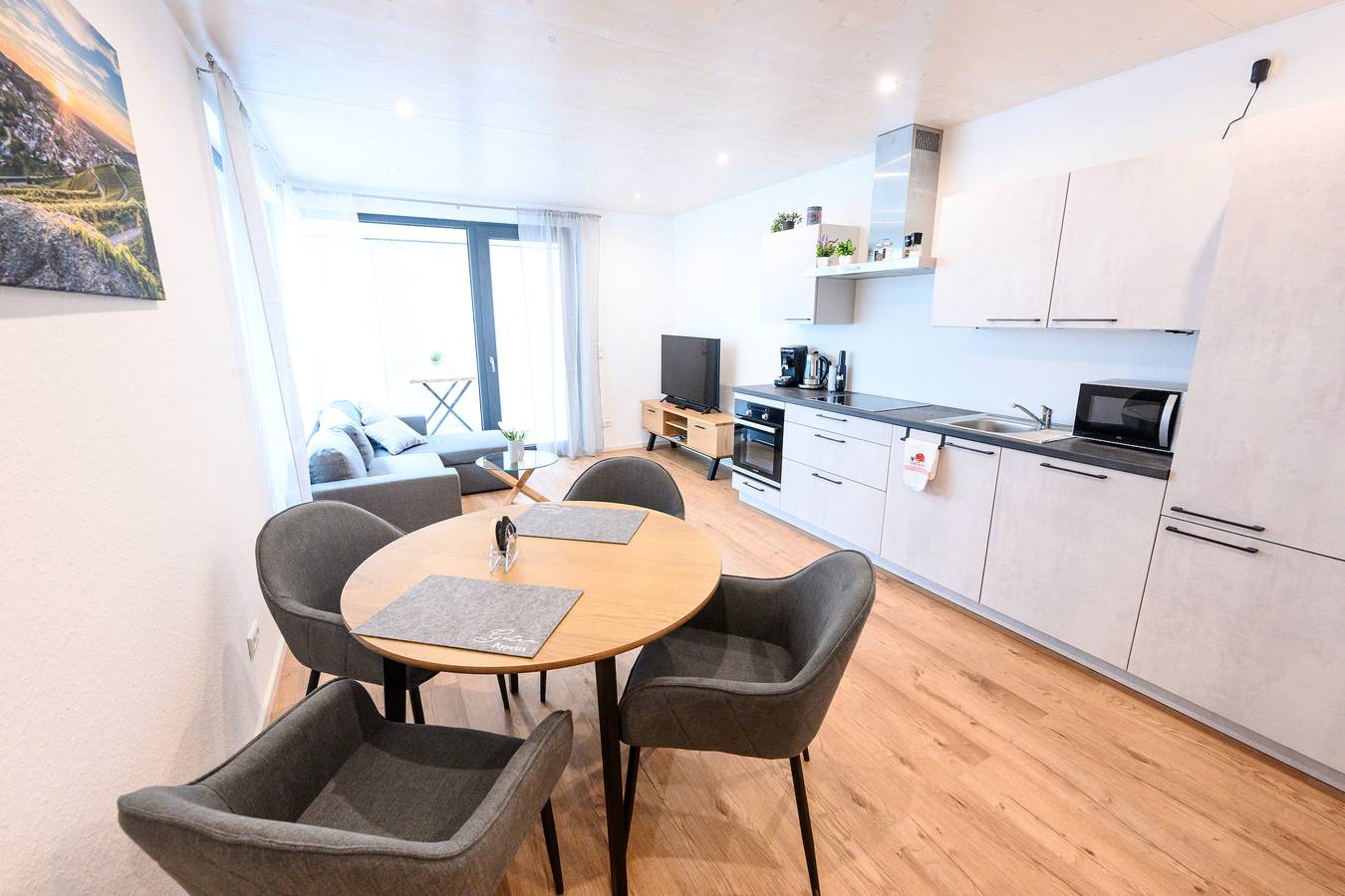 Ganze Wohnung, Apartment „Bergblick“ mit privater Terrasse, Gemeinschaftsgarten und Wlan in Kappelrodeck, Mittlerer Schwarzwald