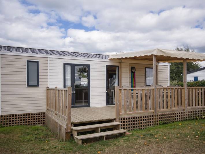 Mobil home pour 6 personnes, avec piscine et terrasse, animaux acceptés dans Plage De La Banche Binic