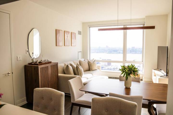 Apartahotel para 3 personas, con piscina y jacuzzi además de terraza y sauna en Nueva York