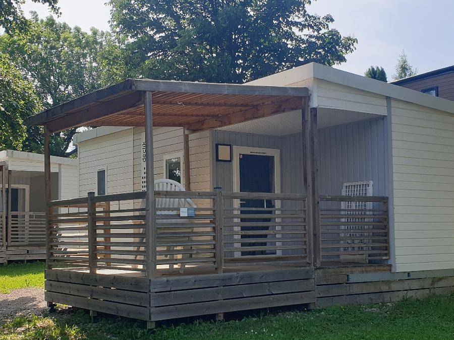 Camping Domaine de l'Epinette - Mobilheim 5 personen - Cottage Confort in Châtillon (Jura), Jura