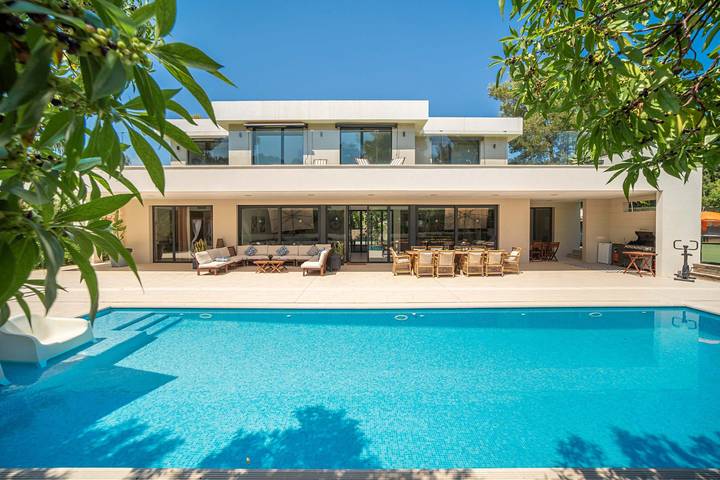 Casa vacanza per 11 persone, con Terrazza e Giardino a Santa Ponsa