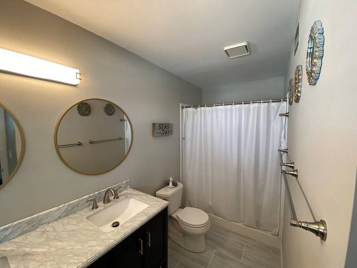 Vacation rental for 6 people, with balcony in Cape San Blas