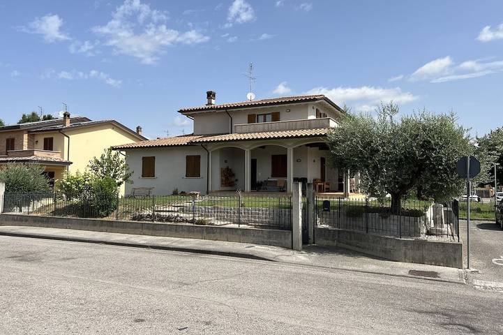 Casa de vacaciones para 5 personas, con jardín y terraza - 1