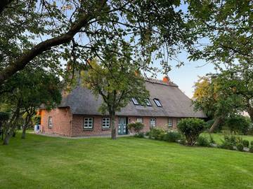 Ferienwohnung für 5 Personen, mit Sauna und Garten, mit Haustier in Hasselberg