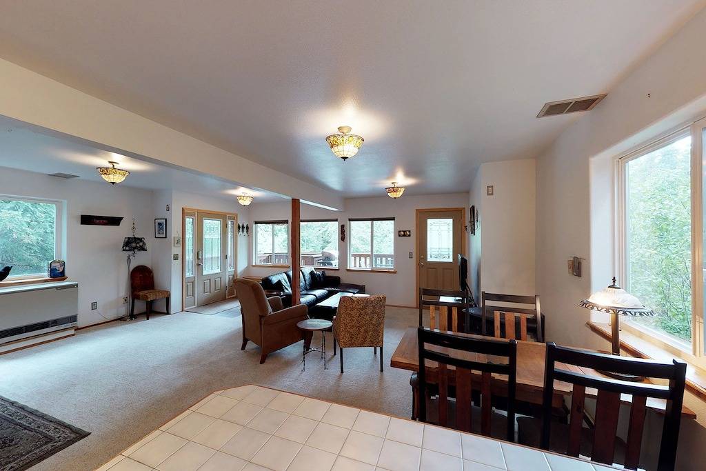 Hundefreundliches Chalet mit Whirlpool und ruhiger Lage, in der Nähe des Ozeans in Girdwood, Anchorage