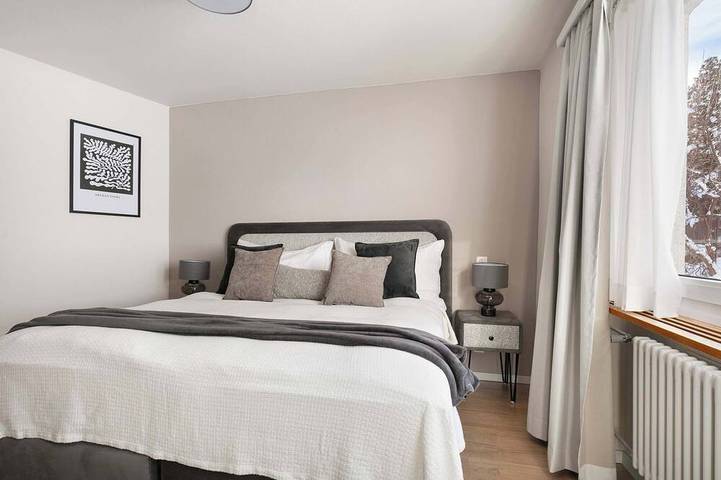 Ganze Wohnung, Zeitloser Alpenaufenthalt, Terrasse, Zentrum von Davos in Davos Platz 1, Davos
