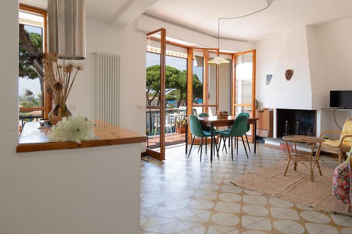 Appartamento per 4 persone, con terrazza e panorama a Santa Marinella