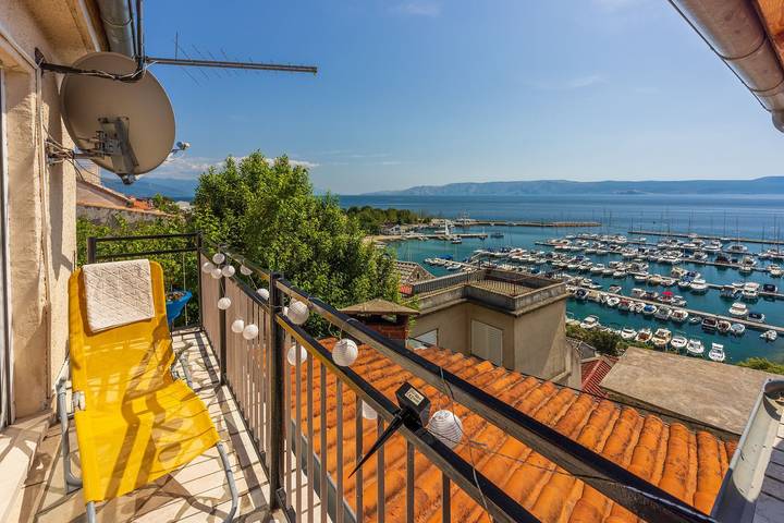 Ferienwohnung für 2 Personen, mit Balkon in Novi Vinodolski