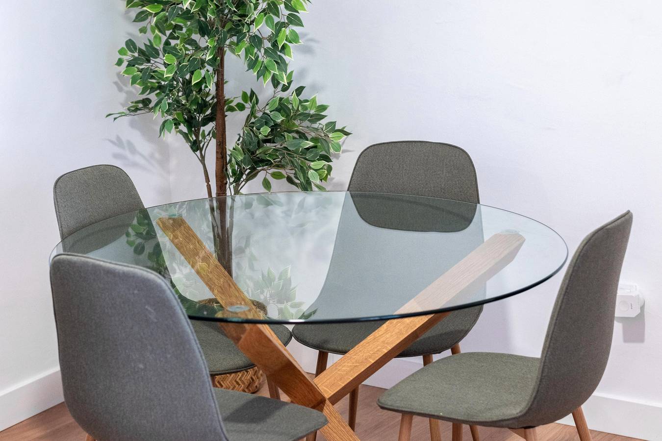 Apartamento entero, Apartamento 'Enjoy Sevilla Resolana' con terraza privada, Wi-Fi y aire acondicionado in Central Seville, Sevilla