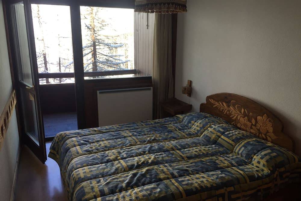 Apartamento entero, Ski-in and ski-out panoramic apartment with cromotherapy and free wifi in Cervinia, Valtournenche