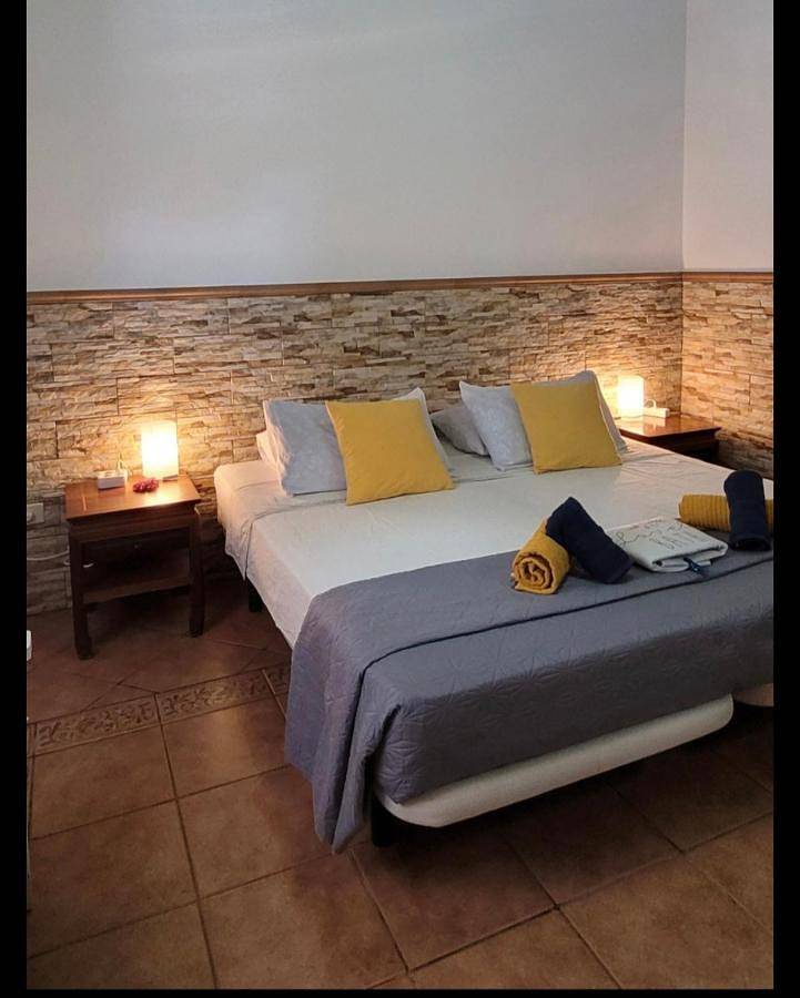 Eden Guesthouse in Sardina, Santa Lucía de Tirajana