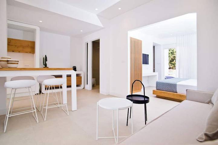 Gîte pour 3 personnes, avec balcon dans Panormos - 3
