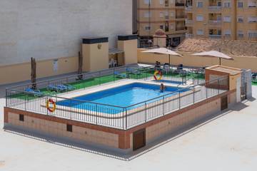 Apartment for 4 People in Torrevieja Centre, Torrevieja, Photo 1