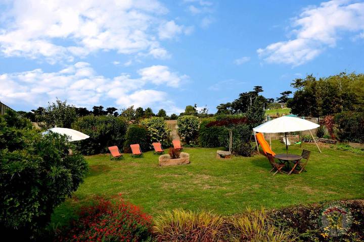 Chambre d’hôte pour 4 personnes, avec jardin à Saint-Coulomb - 2
