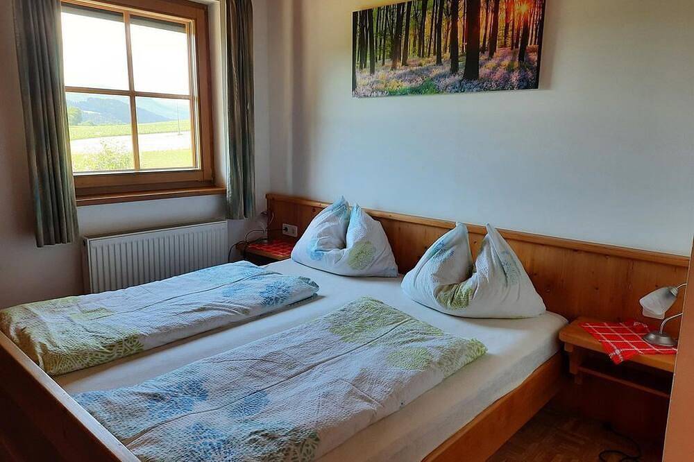 Ferienwohnung Bergsicht, 2 Schlafräume - Pension Hecher in Feldkirchen in Kärnten, Oberkärnten
