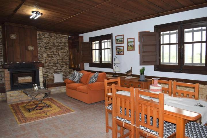 Location de vacances pour 4 personnes, avec jardin ainsi que vue sur le lac et vue, animaux acceptés à Amposta - 3