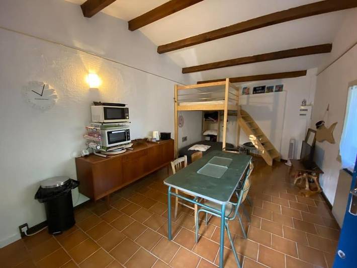 Location de vacances pour 2 personnes, avec terrasse et jardin ainsi que vue et piscine à Saint-Bauzille-de-Putois - 4