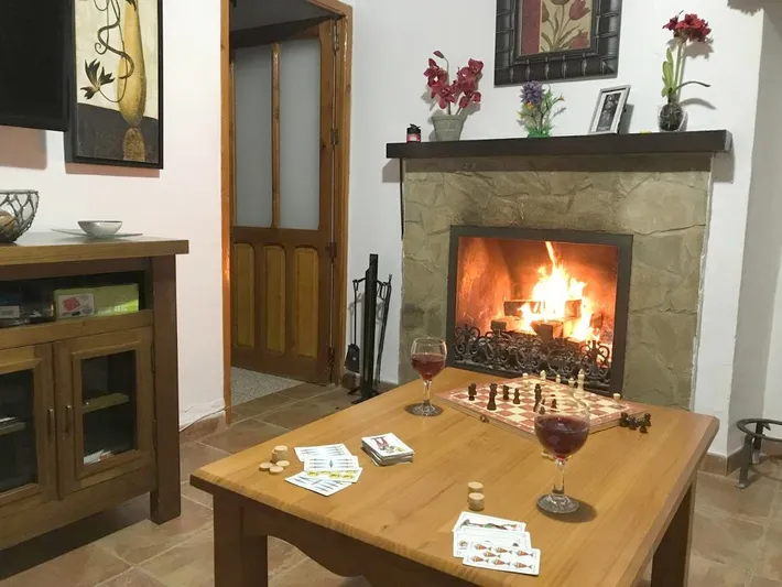 Casa de vacaciones para 10 personas, con piscina además de jardín y vistas, Se admiten mascotas - 1
