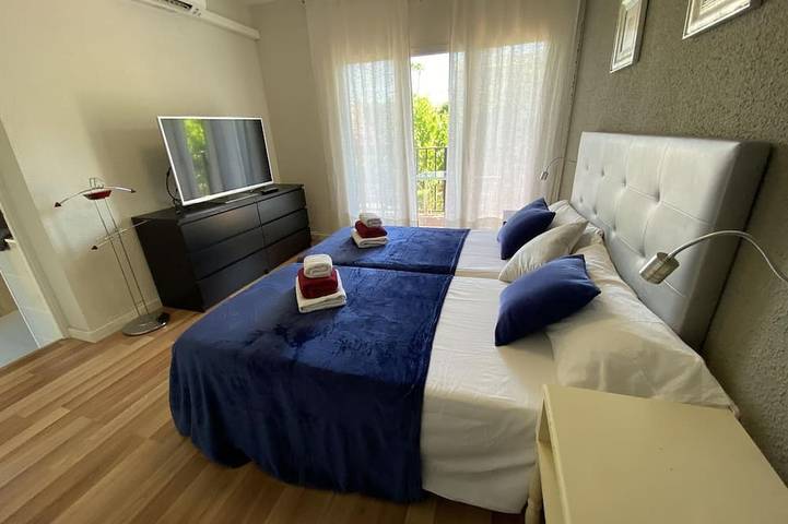 Villa pour 10 personnes, avec jardin ainsi que piscine et balcon à Salou - 4