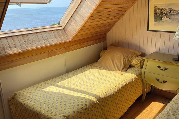 Location de vacances pour 9 personnes, avec jardin ainsi que sauna et jacuzzi dans Doëlan - 4