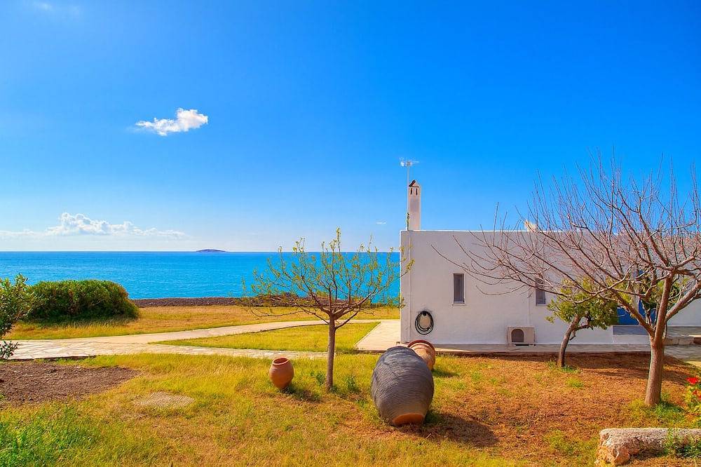 Aroura Homes 4Br Beachfront Villa in Spetses