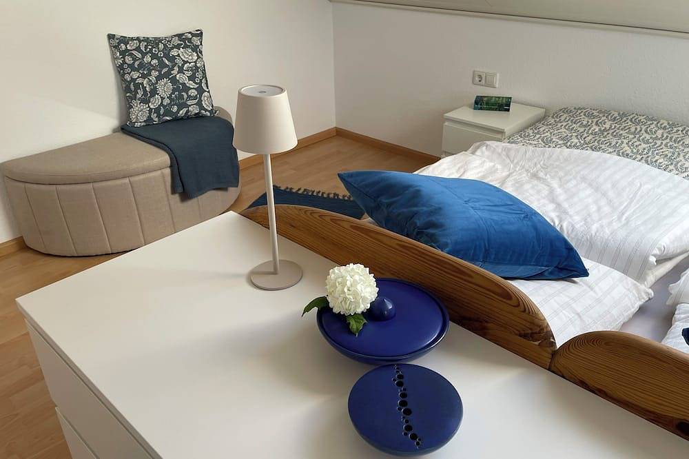 Ganze Wohnung, Großzügige Ferienwohnung mit Panorama-Blick in Schopfheim, Südschwarzwald