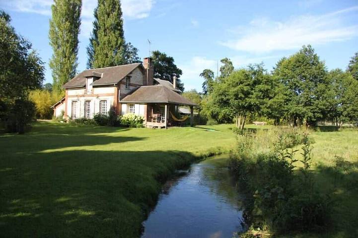 Location de vacances pour 7 personnes, avec Terrasse et Jardin à Morville-sur-Andelle