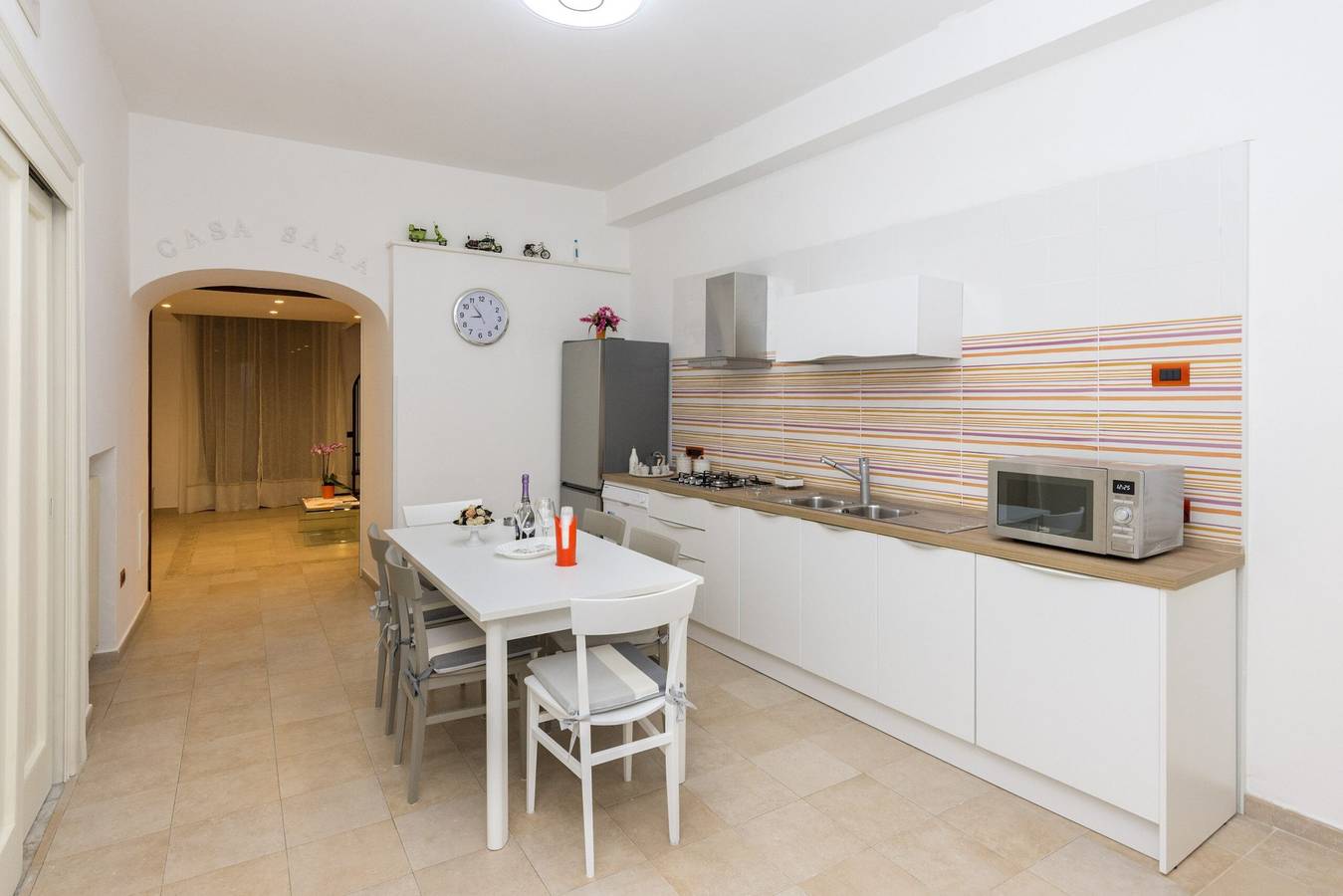 Ganze Wohnung, Apartment „Sorrento Center Luxury 2“ mit Gemeinschaftsgarten, Wlan und Klimaanlage in Sorrent, Neapel Provinz