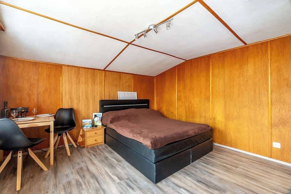 Ganze Wohnung, Chalet in der Natur | Küche | Parkplatz | Wlan in Spiez, Thunersee