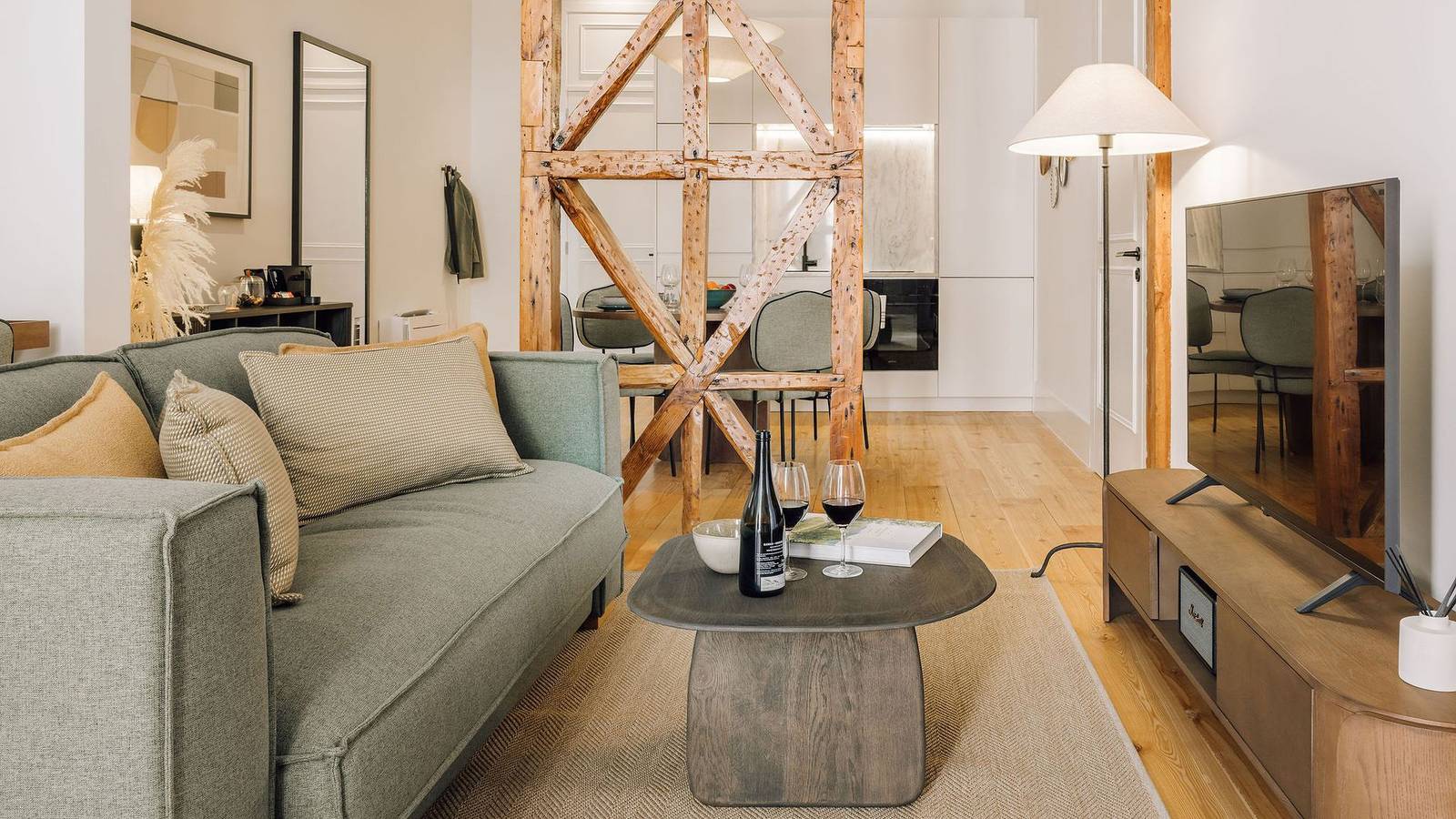 Ganze Wohnung, Ando Living - Flores 25 House in Encarnação, Lissabon