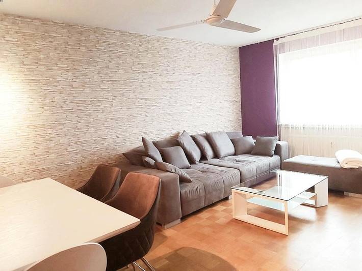 Ferienwohnung für 5 Personen, mit Balkon und Garten sowie Ausblick