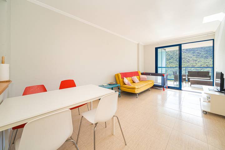 Apartamento entero, Apartamento 'Beach and Green' con vistas al mar, Wi-Fi y aire acondicionado in La Cala de Finestrat, Villajoyosa