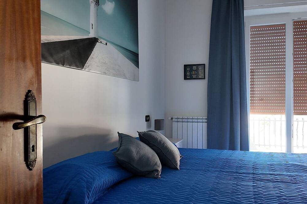 Large Holiday House 110 sqm, families, groups. Pets ok, garden in Penne, Pescara Province