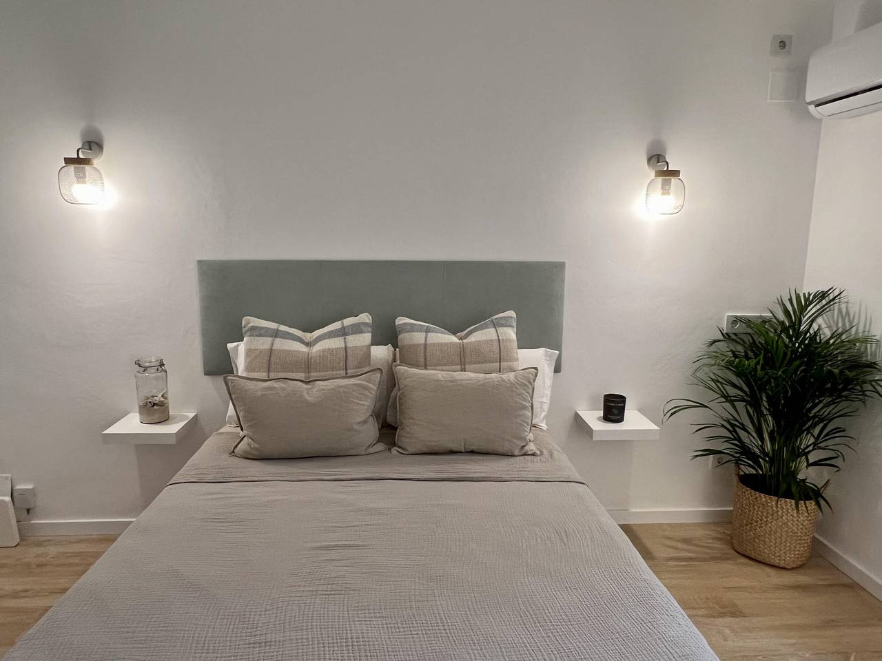Entire studio, Peaceful studio with shared pool in Pals in Pals, Costa Brava