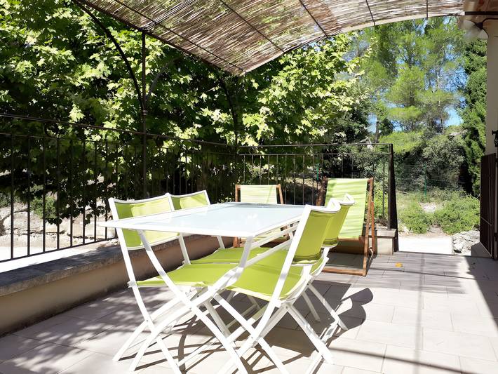 Holiday rental for 6 people, with balcony and garden in Provence
