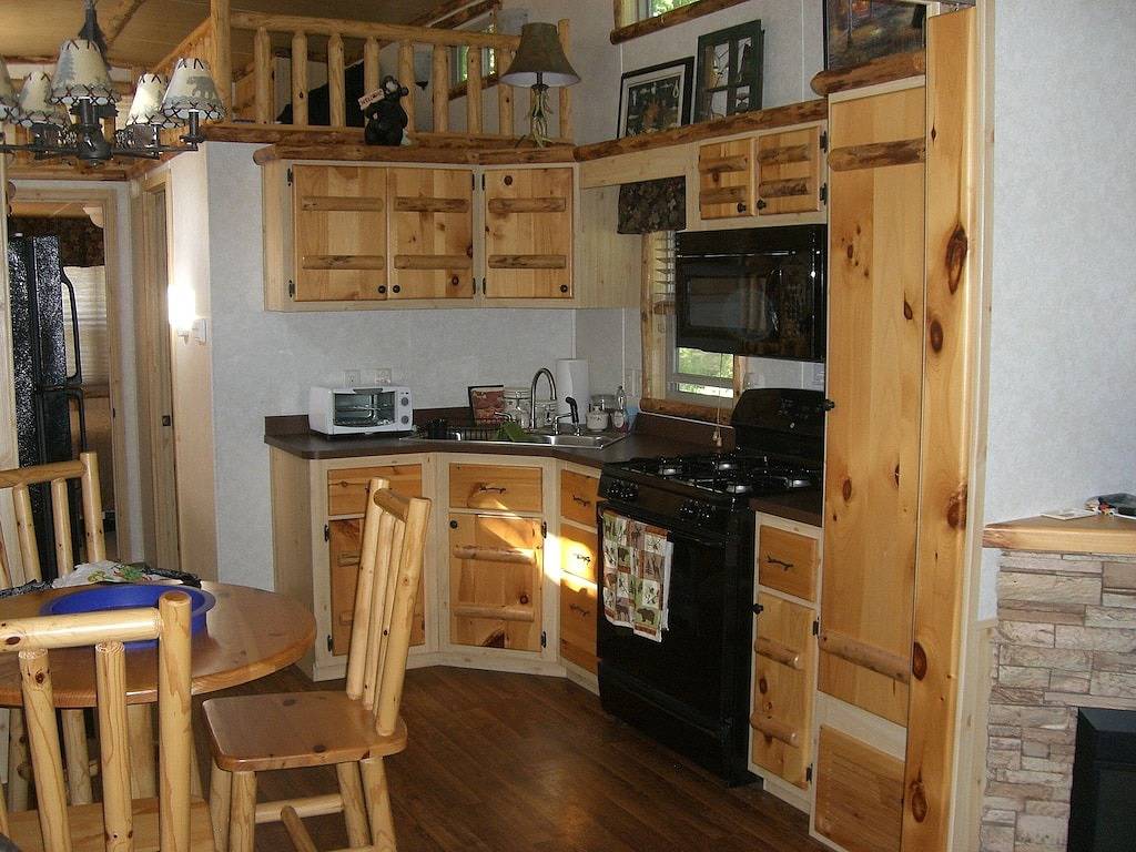 \"Butternut Camp\" - in Wäldern in Seneca Lake