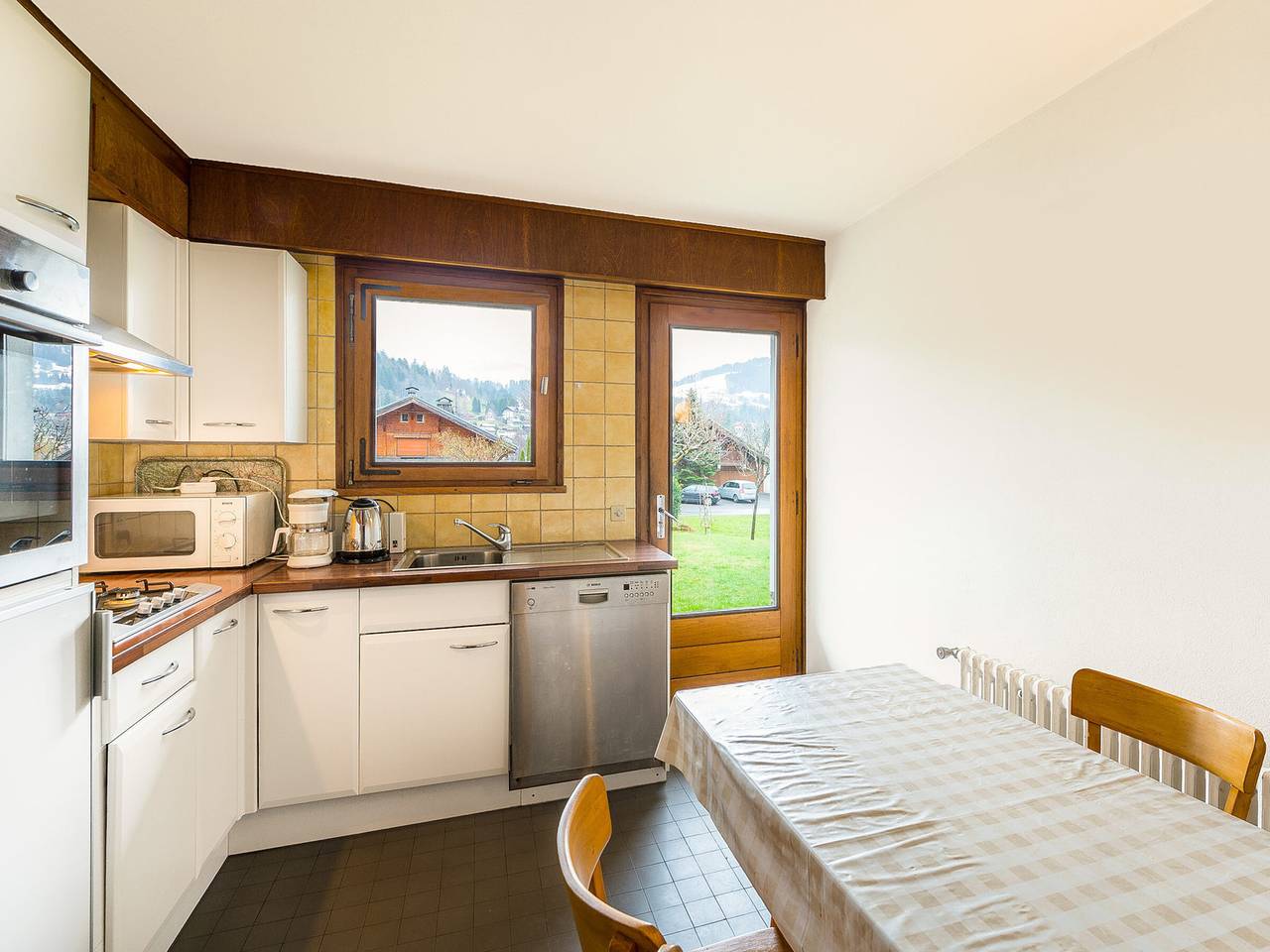 Appartement entier, Appartement 2 pièces au rez-de-chaussée - Animaux admis - Près des pistes in Megève, Pays du Mont-Blanc