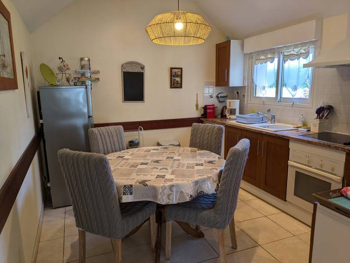 Gîte pour 4 personnes, avec terrasse et jardin