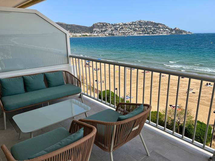 Entire apartment, Alexandra 29 in Santa Margarida, Roses