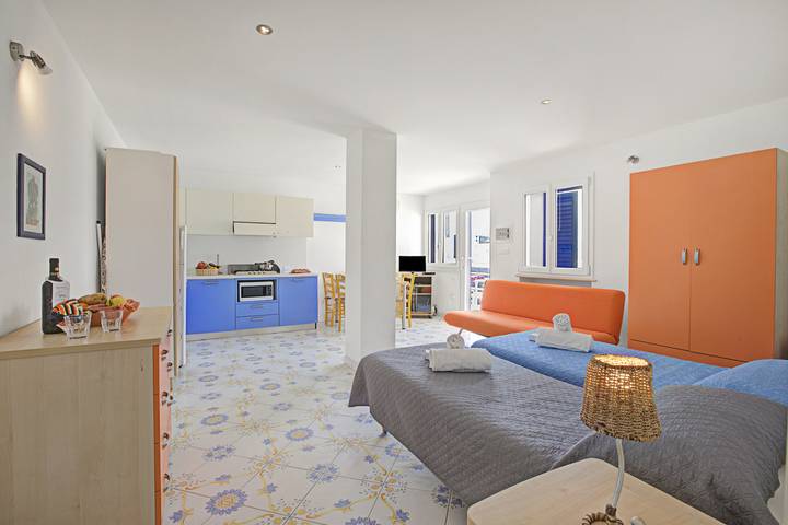 Ferienwohnung für 3 Personen, mit Meerblick und Kinderpool in Torre Vado - 2