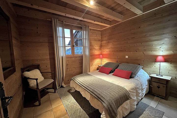 Gîte pour 8 personnes, avec terrasse et jardin dans Lac des Confins - 2