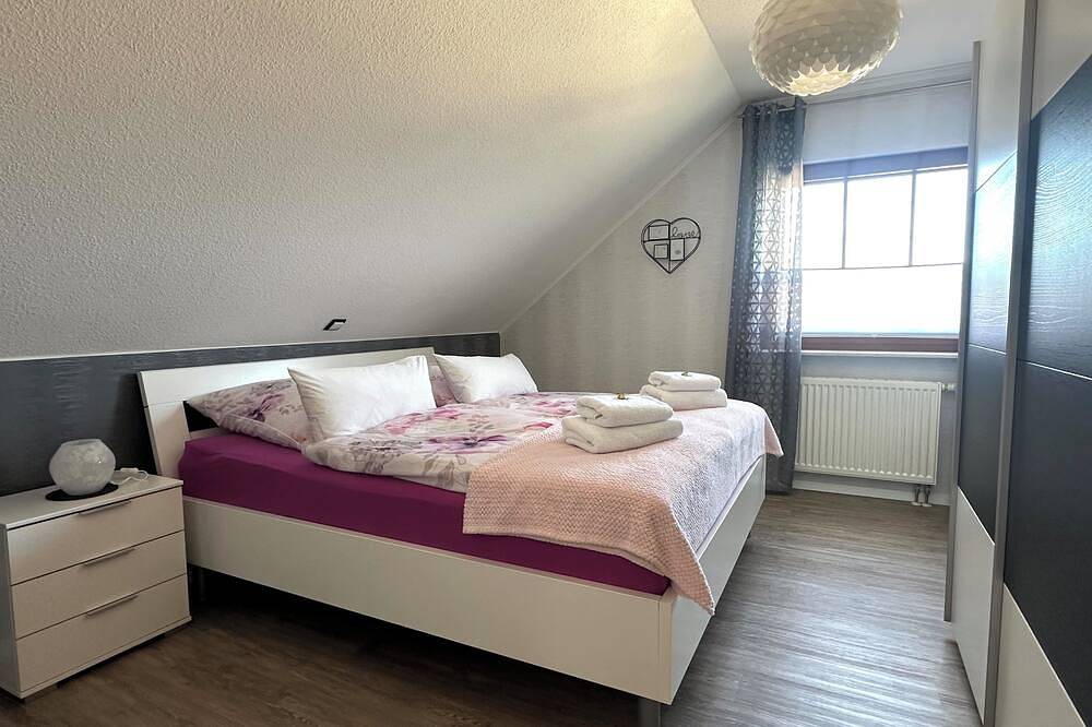 Ganze Wohnung, Ferienwohnung Glücksklee - Familienunterkunft am Tharandter Wald in Tharandt, Osterzgebirge