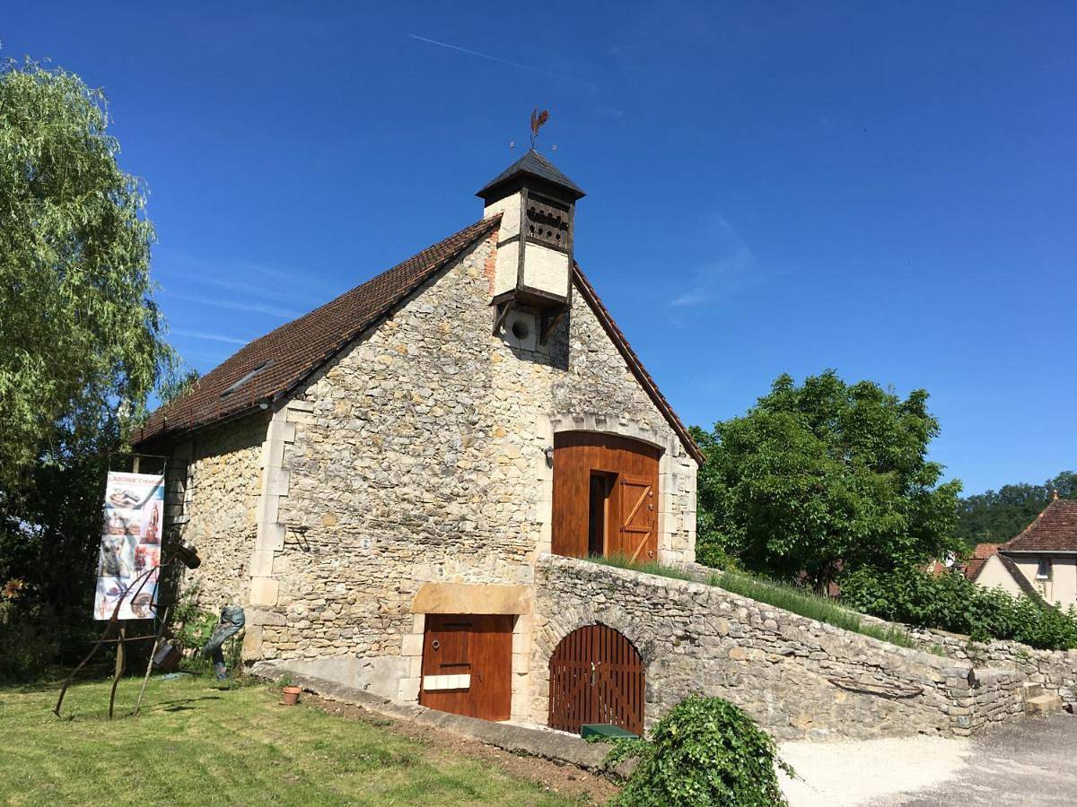 Four-Bedroom House in Cornac, Lot