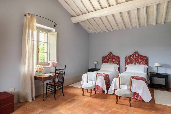 Villa in Frosini mit 6 Schlafzimmern 12 Schlafplätzen in Chiusdino, Siena Provinz