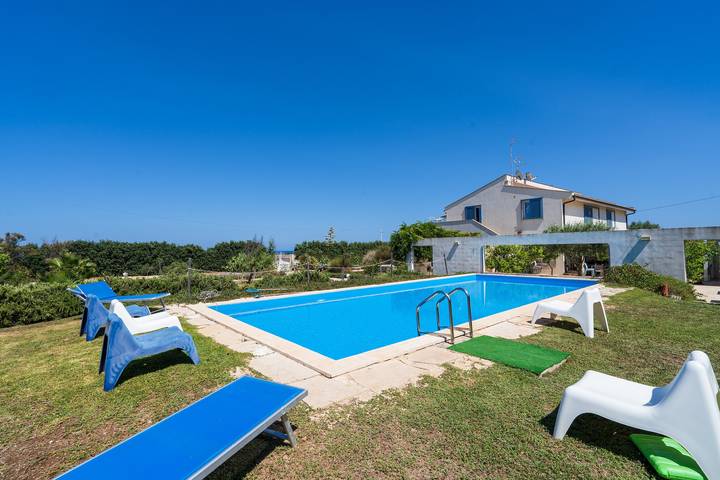 Villa pour 12 personnes, avec jardin - 1